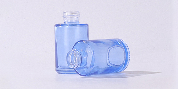 30ml blue tincture bottles