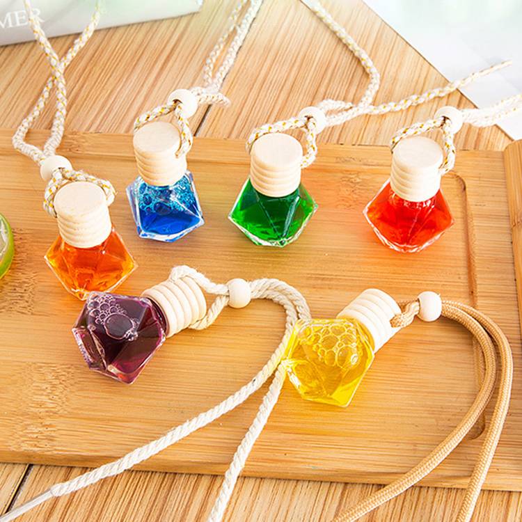 8ml Hanging Car Perfume Bottle Car Air Freshener Perfume Bottle Wooden Lid