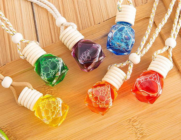 8ml Hanging Car Perfume Bottle Car Air Freshener Perfume Bottle Wooden Lid