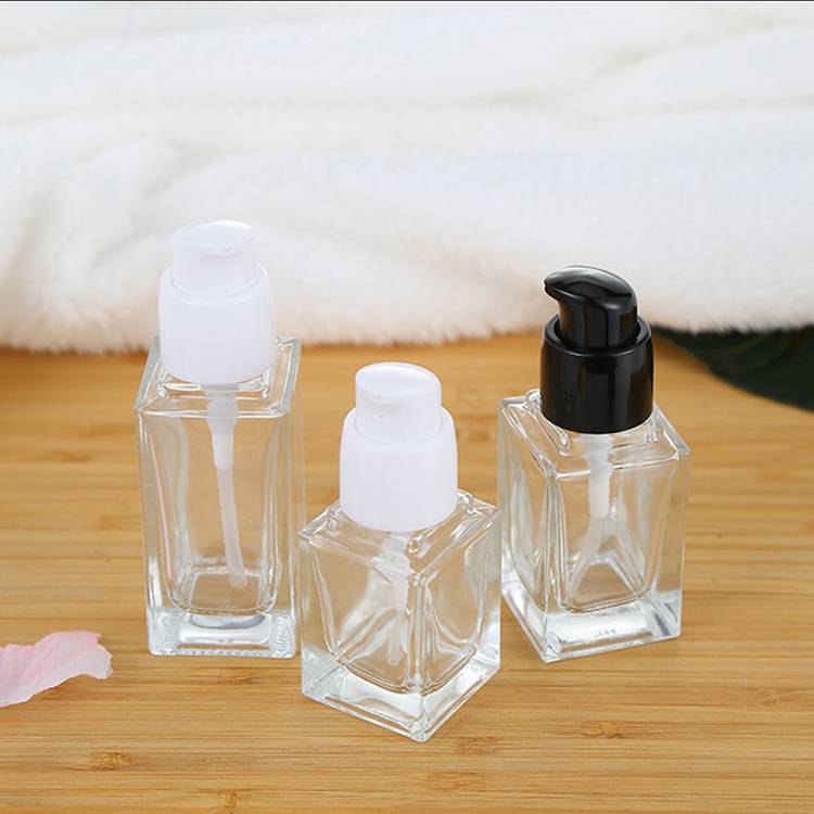 20ml 25ml 30ml Square Frosted Clear Glass Lotion Bottles With Pump Wholesale