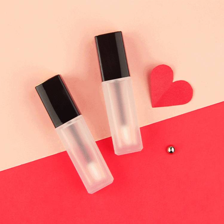 Lipstick Square Frosted Mini Lip Gloss Tubes 5ml Wand Tubes For Lip Gloss Custom