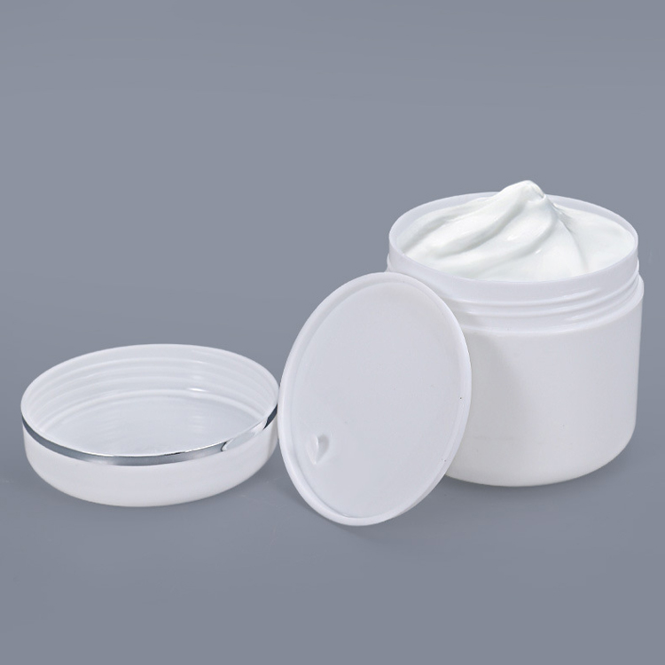 50g plastic containers