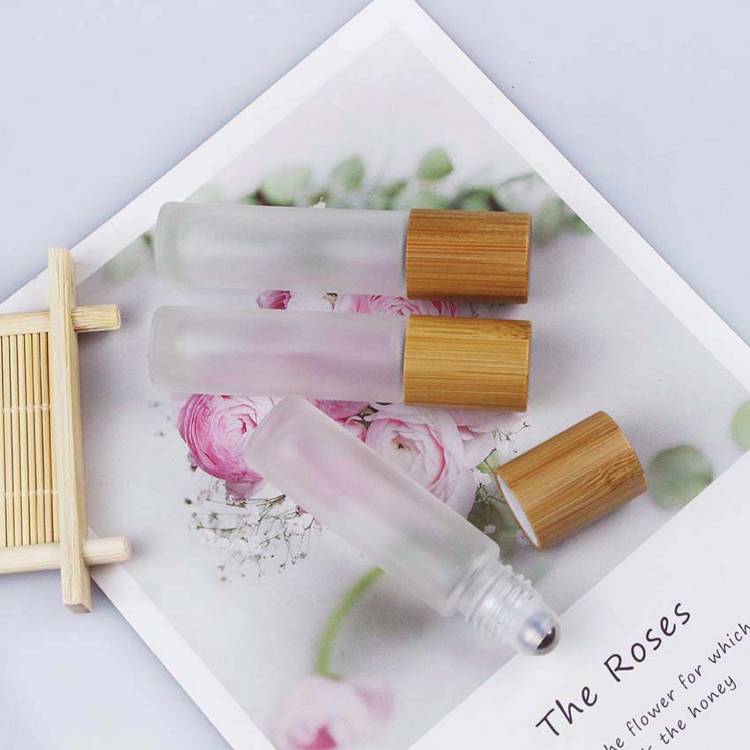 10ml Frosted Glass Roller Bottles Bamboo Lid Carrier Oil For Roller Bottles