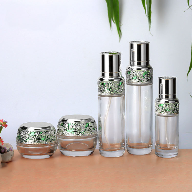 Wholesale Luxury Cosmetic Bottle Set, Skin Care Products In Glass Bottles