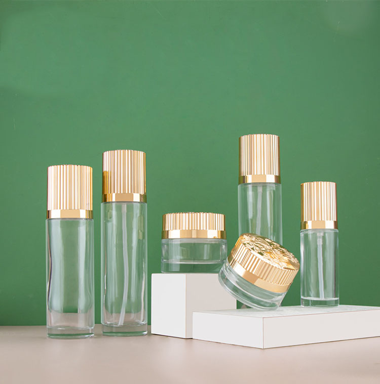 Wholesale Luxury Cosmetic Glass Bottle Set Skin Care Glass Bottles With Gold Lid